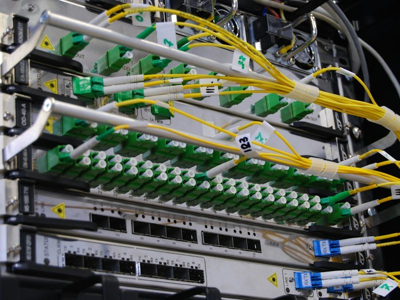 Switch 24 ports manageable
